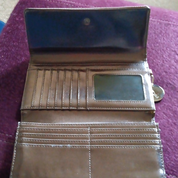 Wallet - Picture 2 of 4